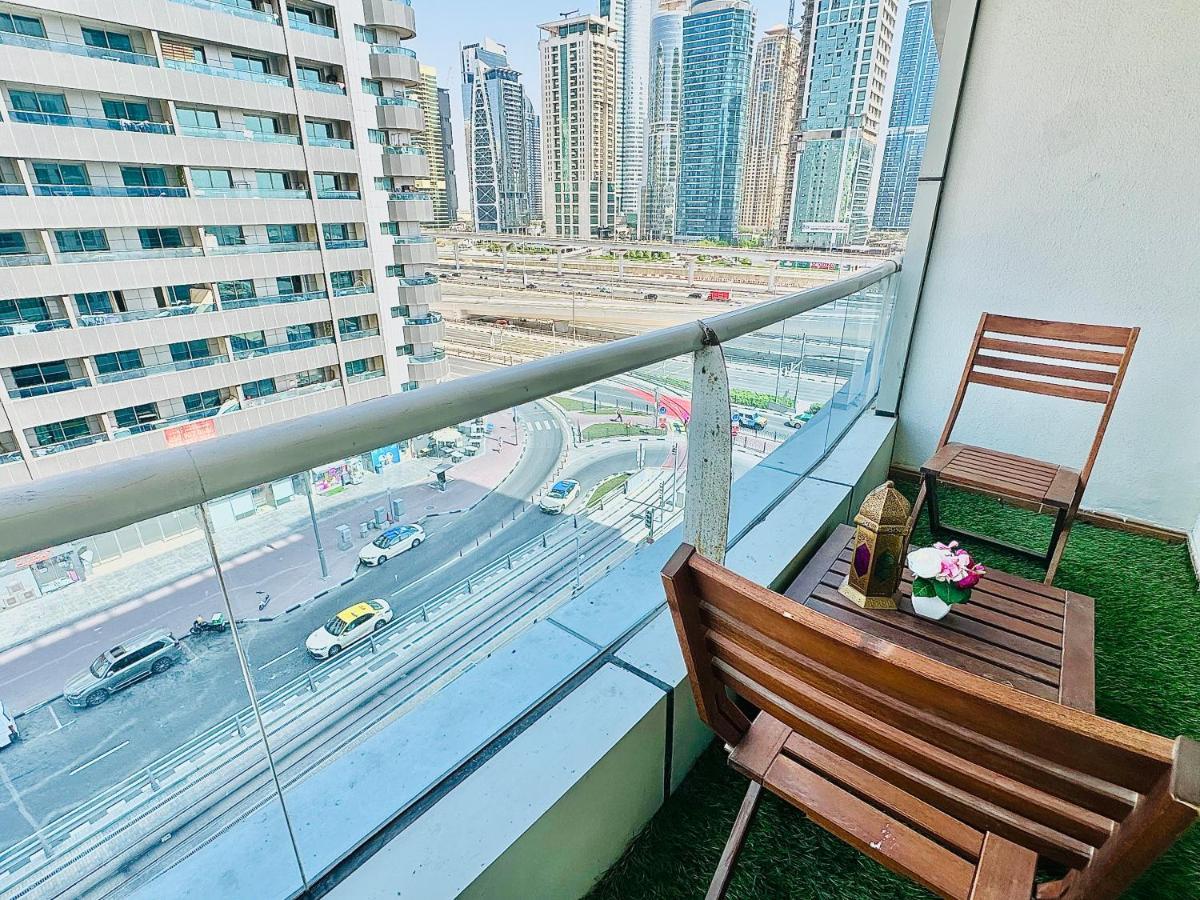 Diamond Crown - Studio Holiday Apartment In Dubai Marina Exterior photo